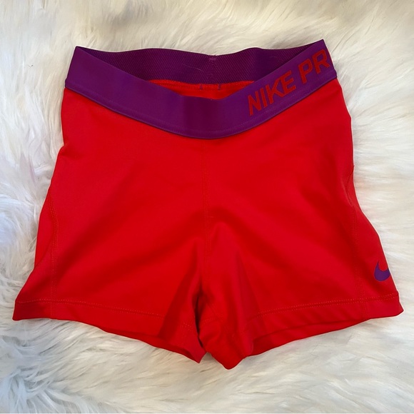 Nike Pro Workout Dri-fit 3” inch inseam Shorts Size Extra Small - Purple and Red - Picture 1 of 5